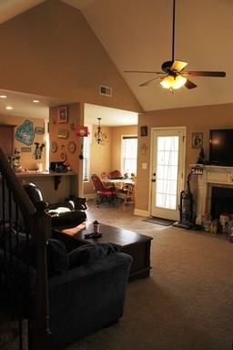 3554 Southwood Dr - Photo 3 of 14