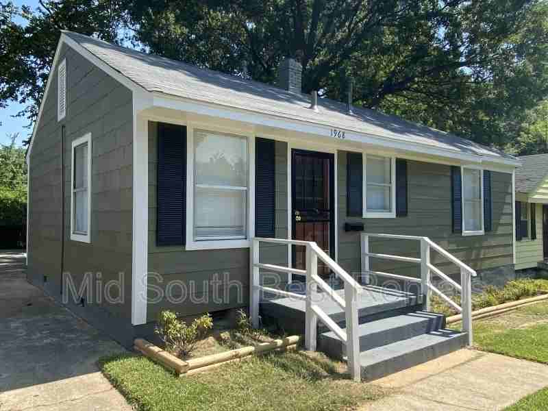 1968 Martin Cir - Photo 2 of 8