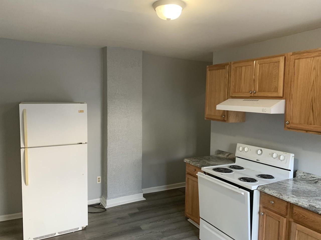 323 Porter Ave #1 - Photo 7 of 10