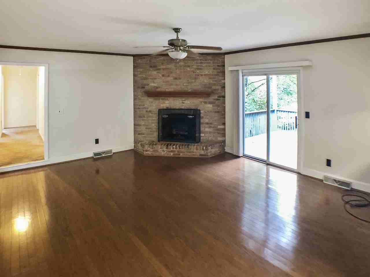 502 Rosebud Ln #1 - Photo 2 of 12