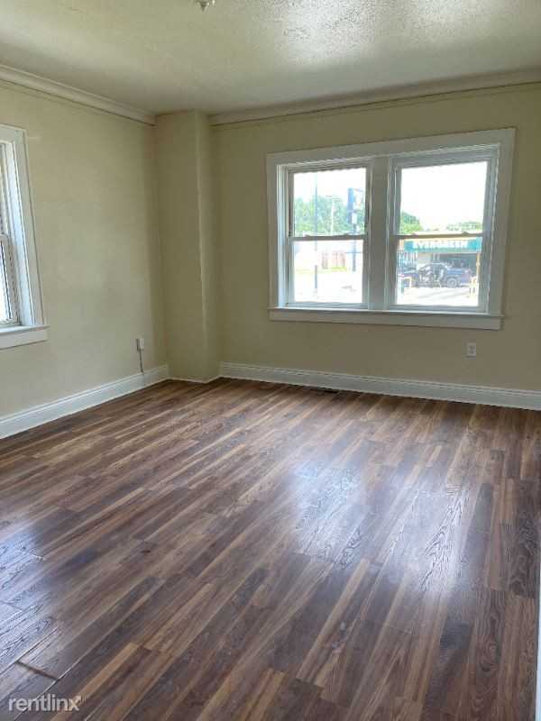 345 345 Lake Ave 112 - Photo 2 of 7