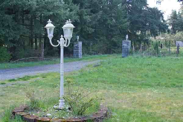 7630 191st Ave SW - Photo 2 of 10