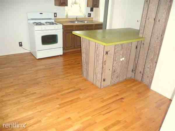 2290 Geimer St Uppr Flat Apartments in Hamtramck, MI 48212 Zumper