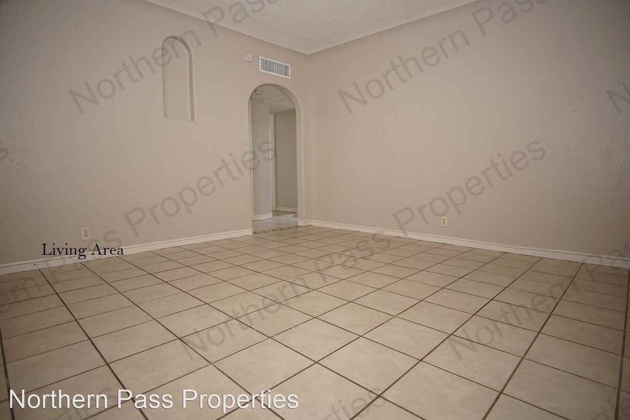 1421 Howze St - Photo 2 of 14
