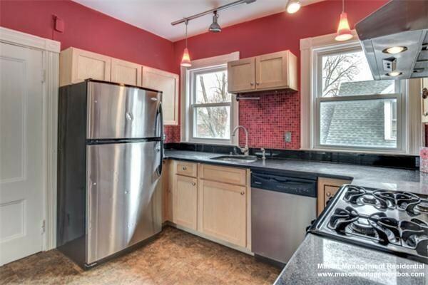3 Sacramento Pl #3 - Photo 2 of 18