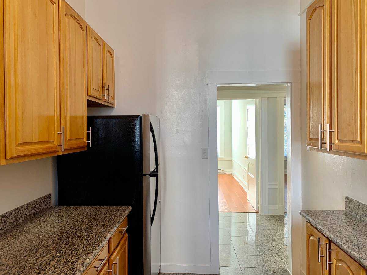 400-402 Pierce St. - Photo 4 of 24