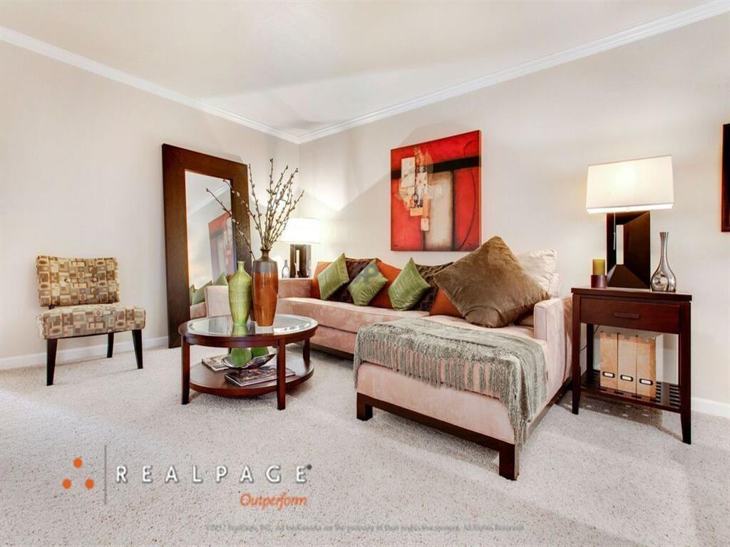 Peninsula Pines Apartments - Photo 4 of 17