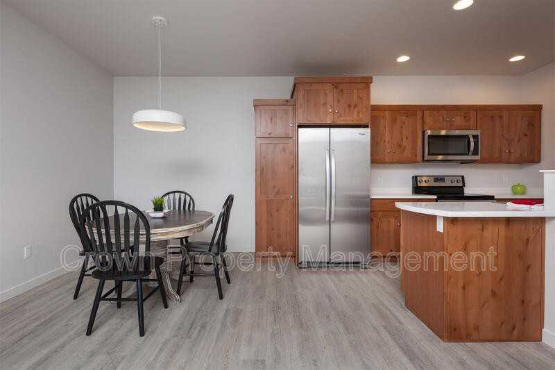 206 Sawyer Ln - Photo 6 of 28