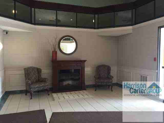 323 Colborne Street - Photo 2 of 25