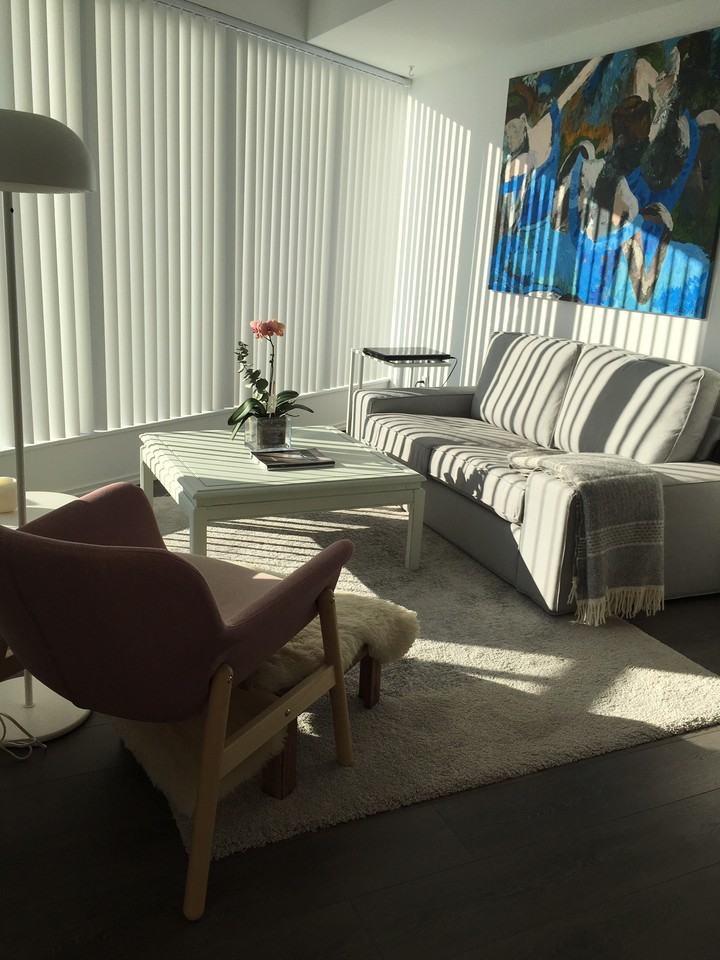 68 Shuter Street #1002