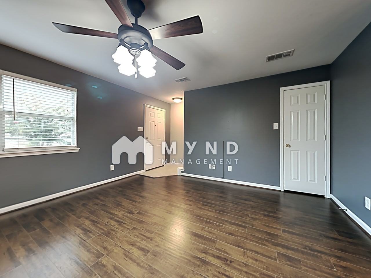 11905 Algonquin Dr Unit 9 #9 - Photo 2 of 20