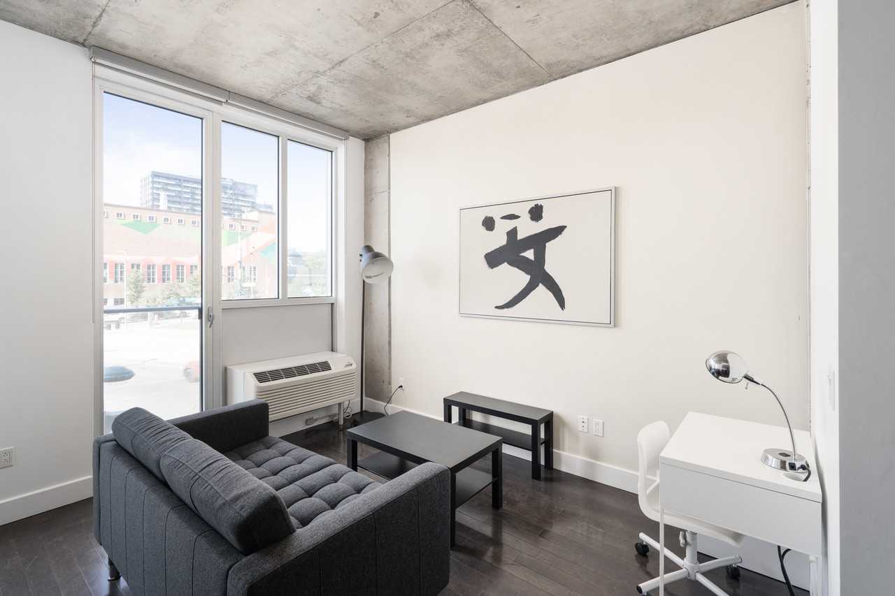 888 Rue Wellington Apartments in VieuxMontréal, Montréal, QC H3C 0N1