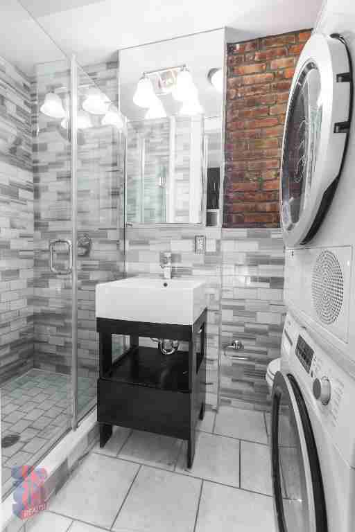 Hudson St #5 - Photo 6 of 6
