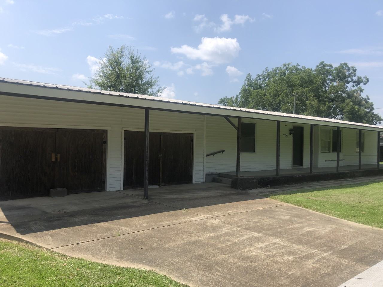 3396 Oakland Road - Photo 2 of 15