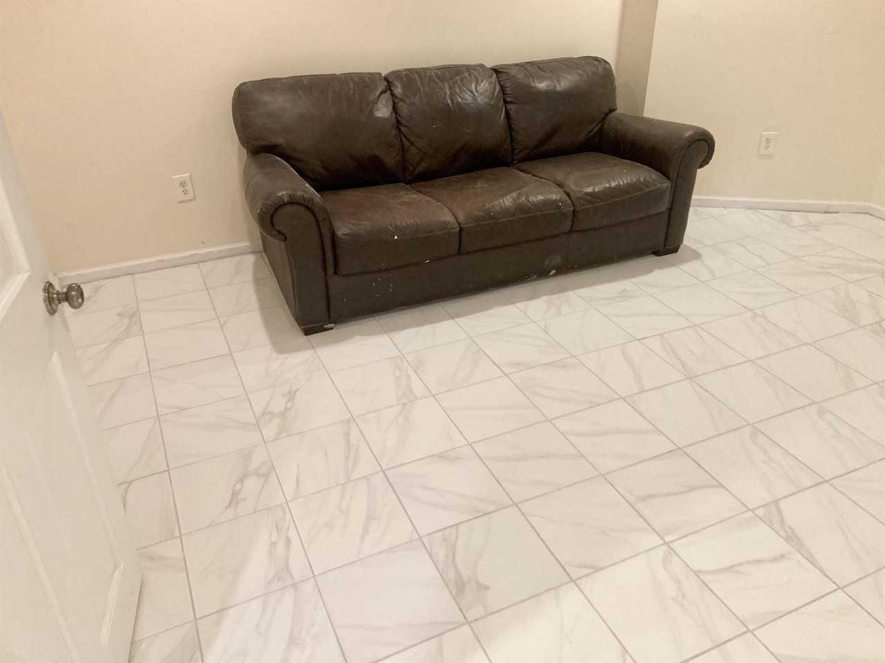 477 W Deming Pl #G - Photo 3 of 9