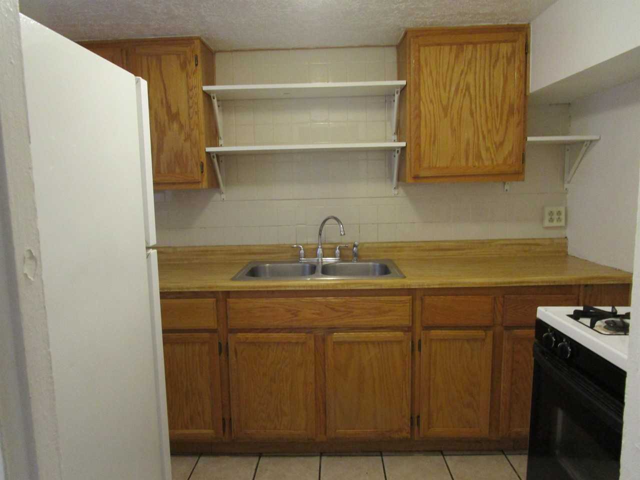 1511 Gold Ave Se #1511C - Photo 6 of 24