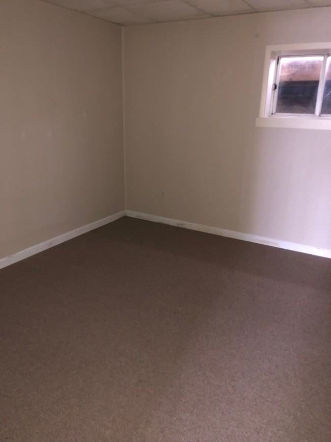 201 Foster St #2 - Photo 6 of 10