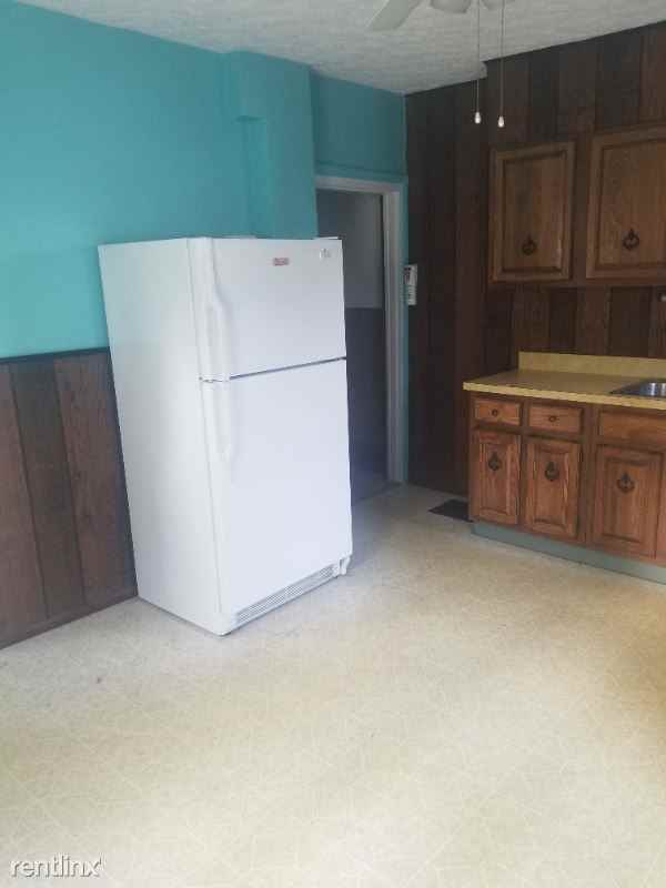 6 Orangeville St - Photo 3 of 30