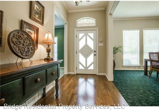 3301 Riverwell Ct - Photo 3 of 25
