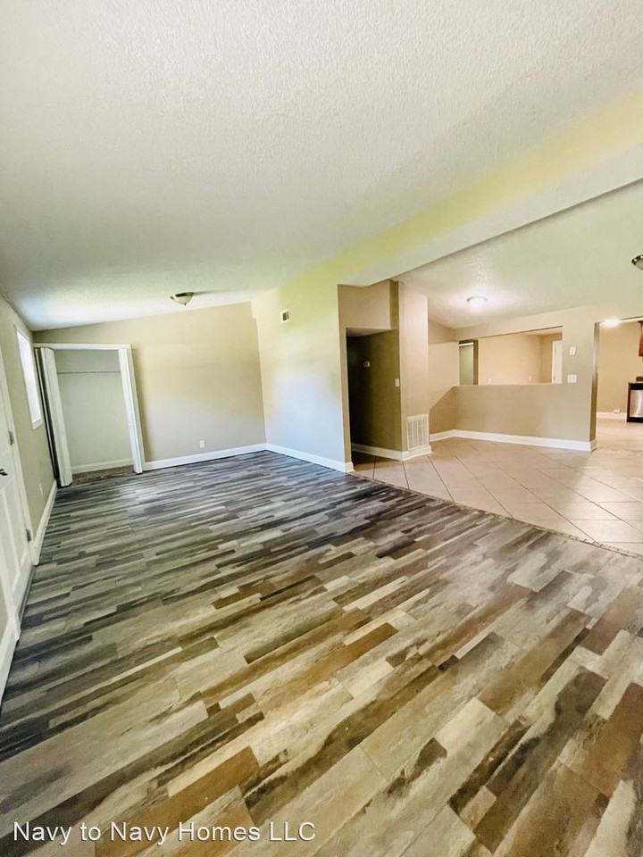 11981 Walle Dr - Photo 3 of 27