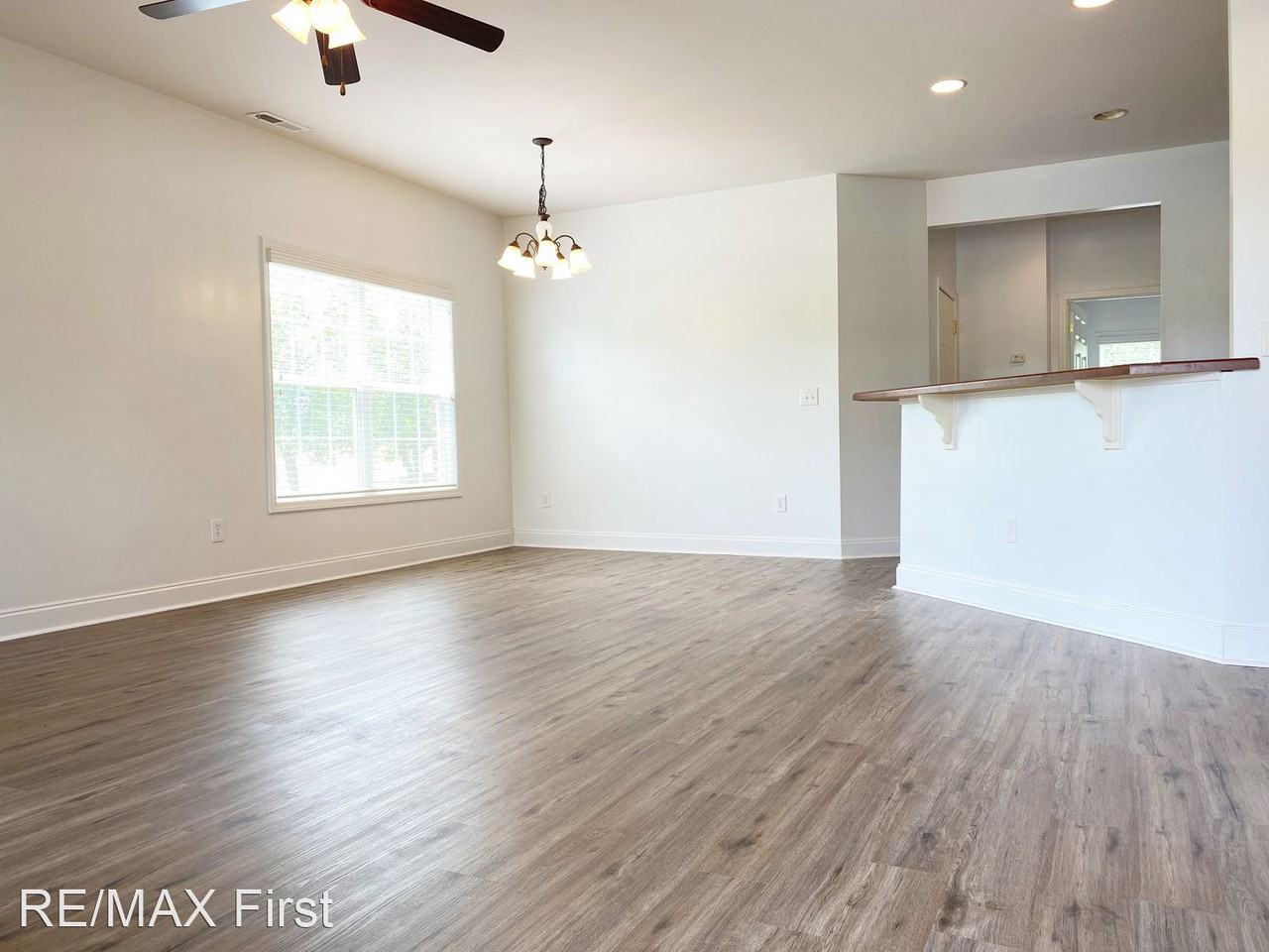 101 Hatleyberry St - Photo 2 of 32