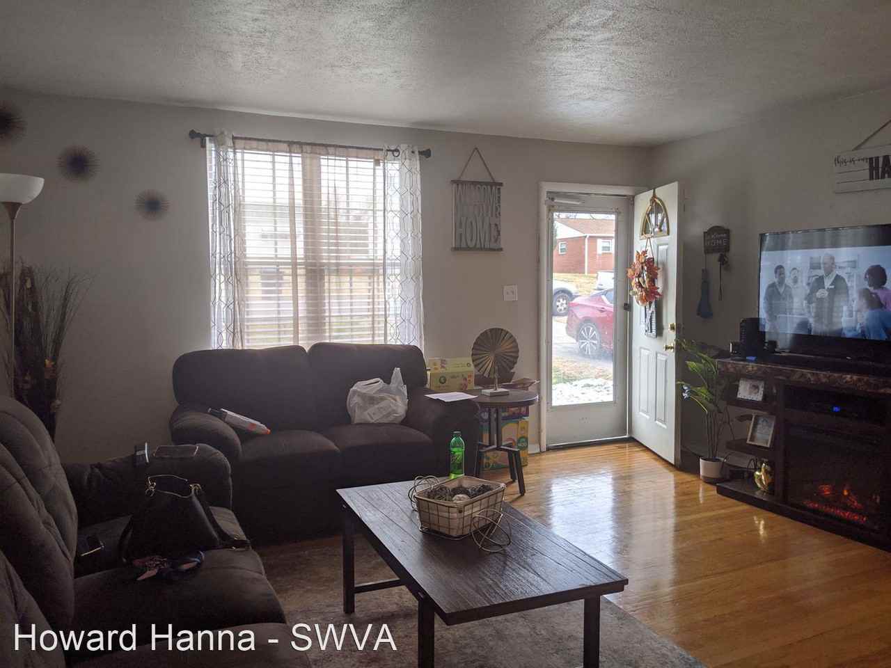 4314 Moomaw Ave Nw - Photo 2 of 10