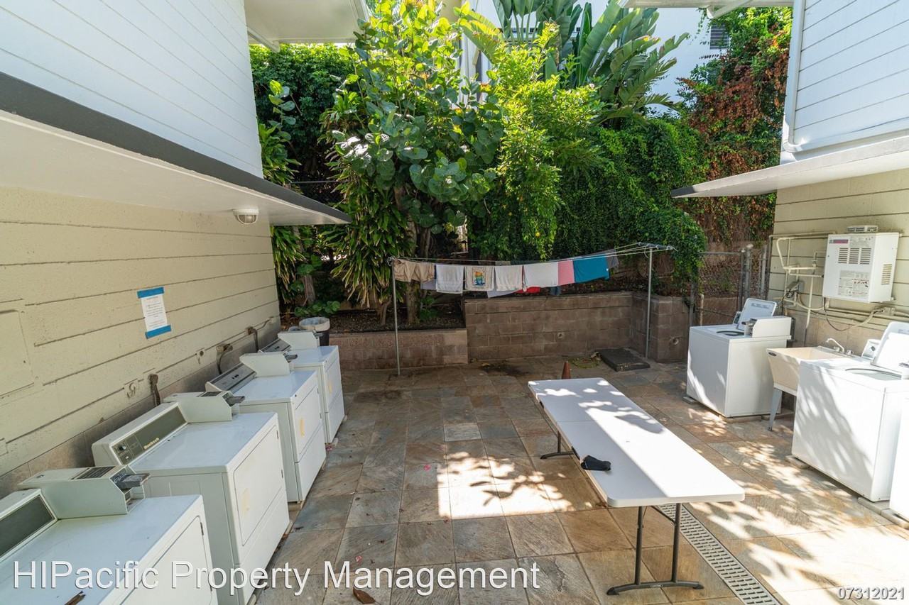 3810 Leahi Ave #102 - Photo 3 of 18