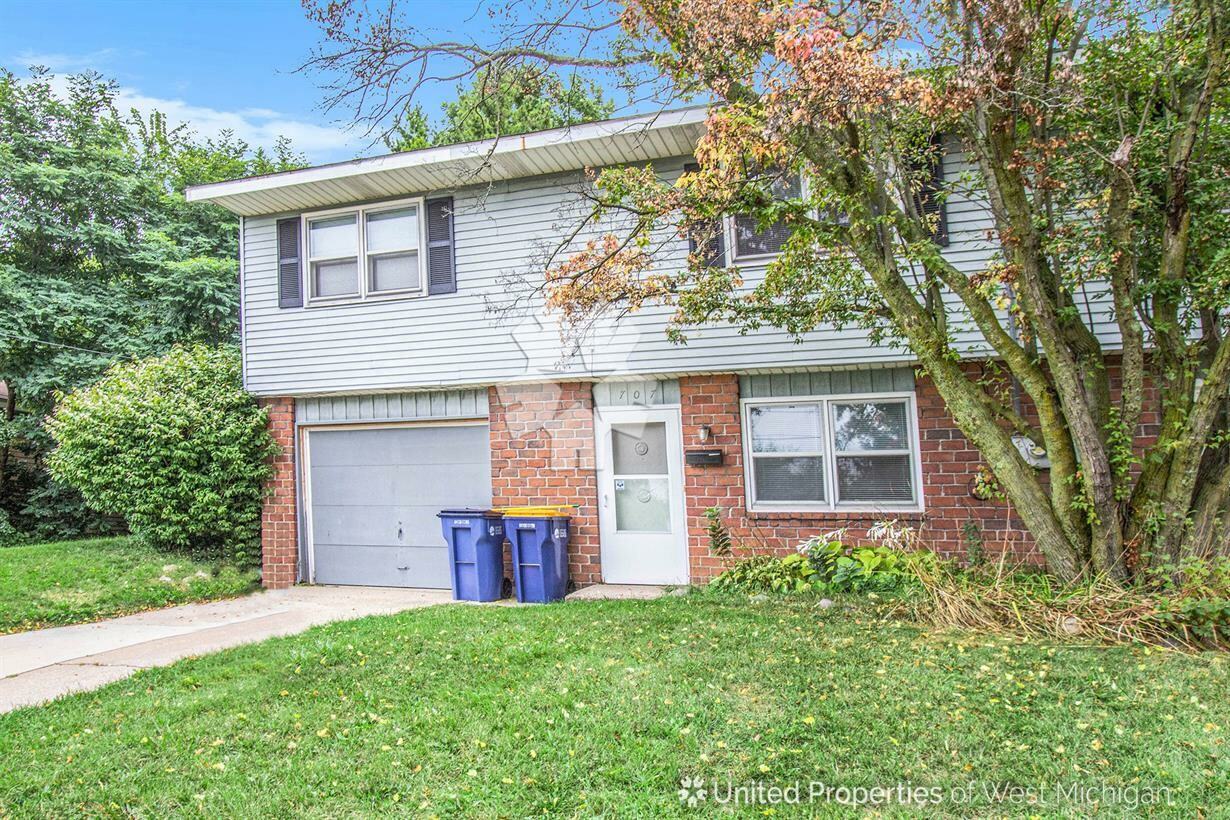 707 Marietta St Ne - Photo 3 of 20