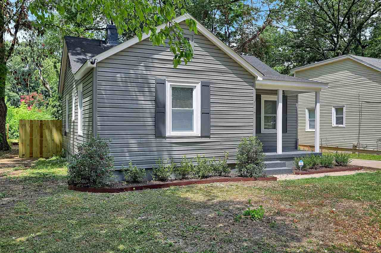 1141 Catalina Rd - Photo 2 of 15