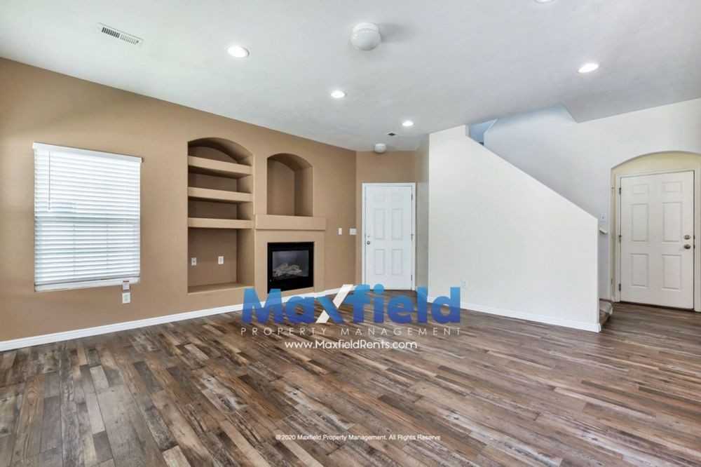 6815 W Callery Ln - Photo 3 of 26