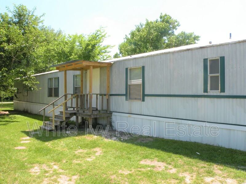 1961 Quality Blvd - Photo 6 of 18