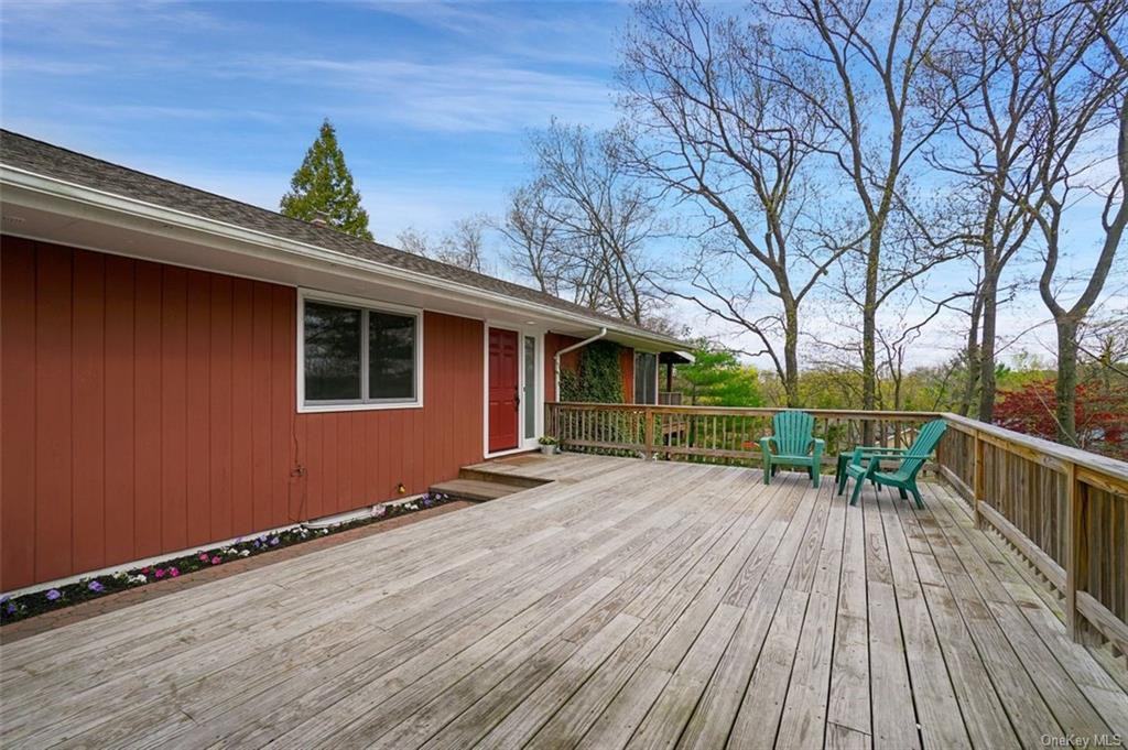 77 High View Ter - Photo 3 of 34