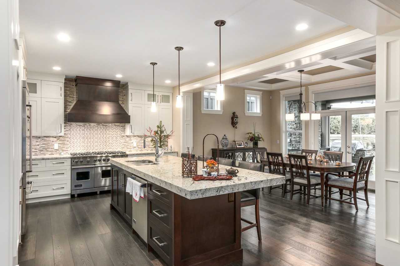 1325 Kingston Street - Photo 3 of 13