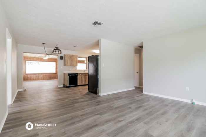 3335 Old Dixie Hwy - Photo 3 of 16