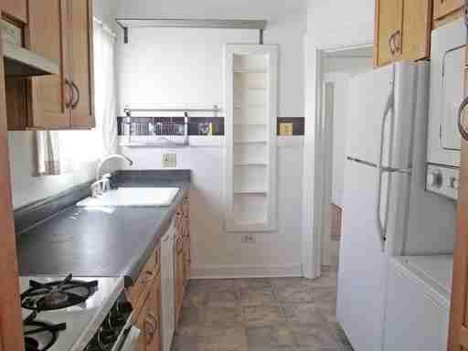 1814 63rd St - Photo 2 of 6