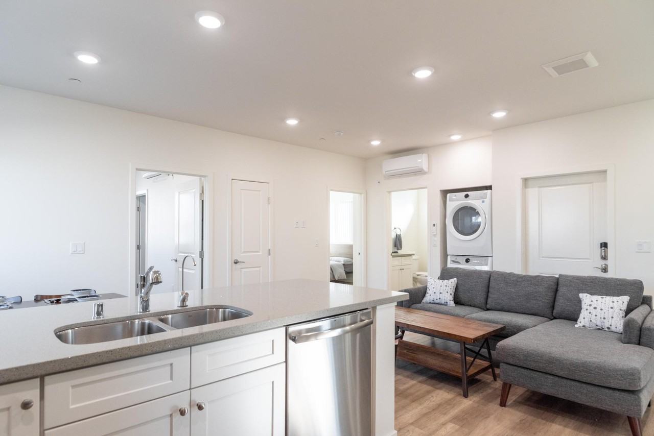 The Kingsley - Photo 3 of 11