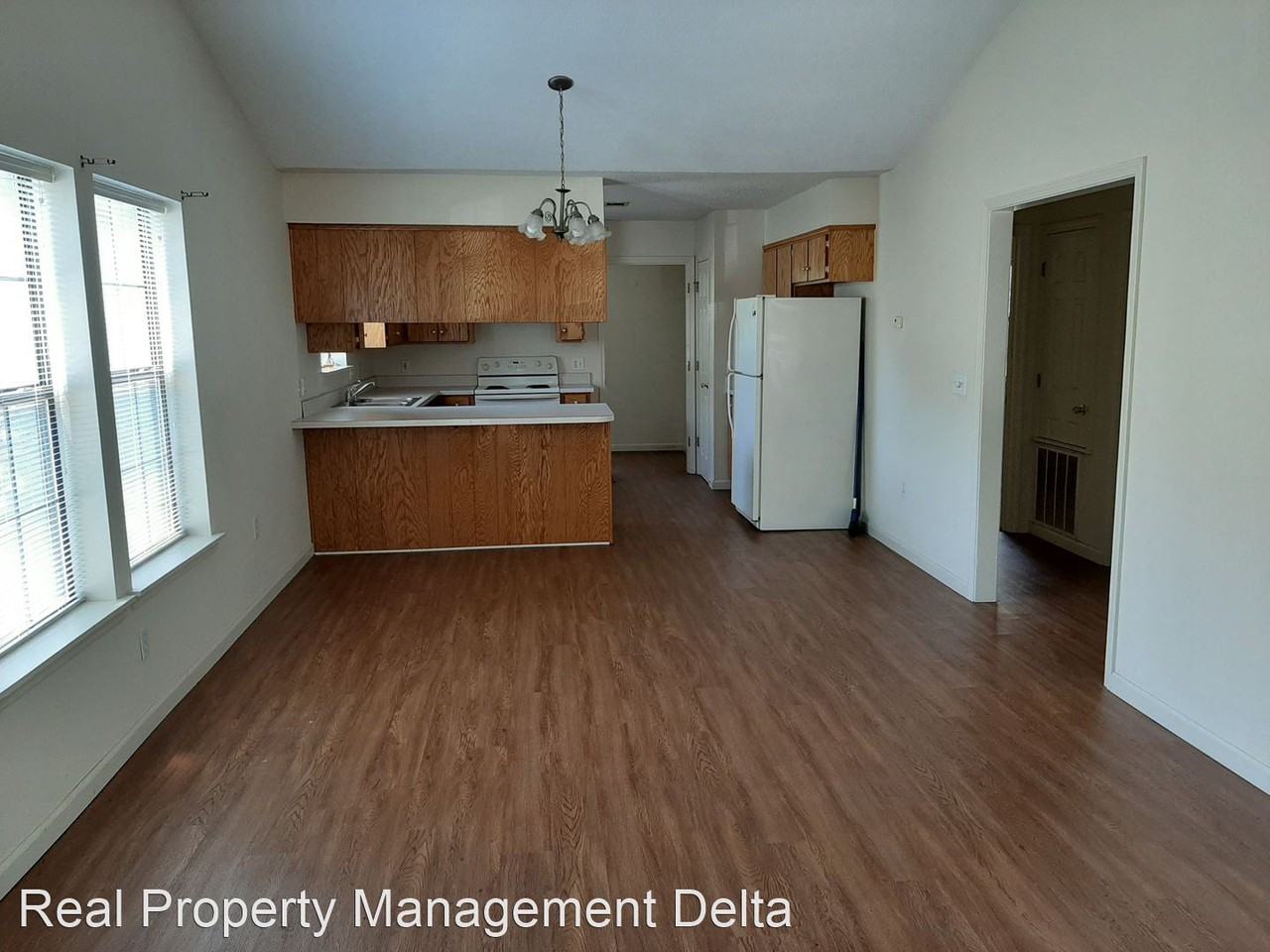 603-612 N Park St. - Photo 2 of 13