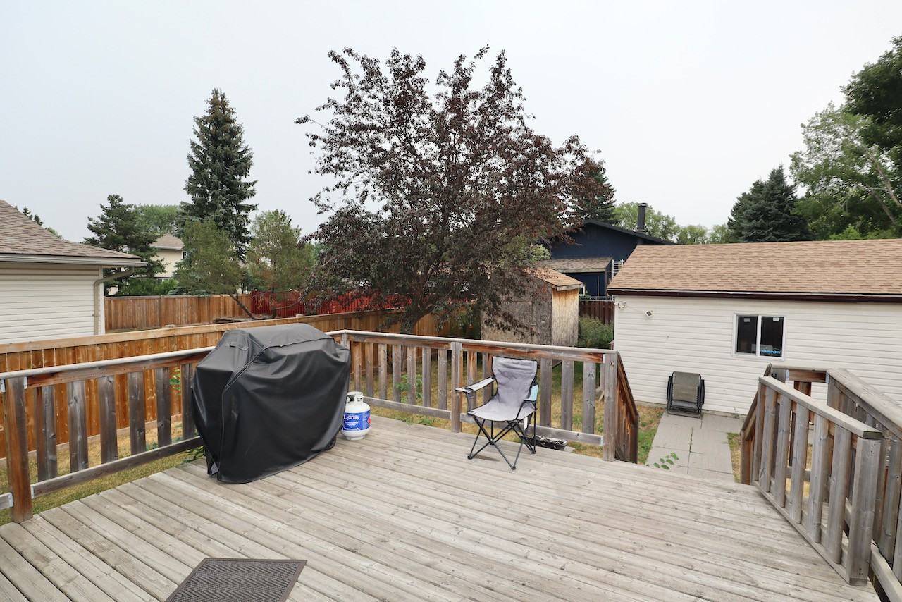 51 Greenwood Way - Photo 2 of 8