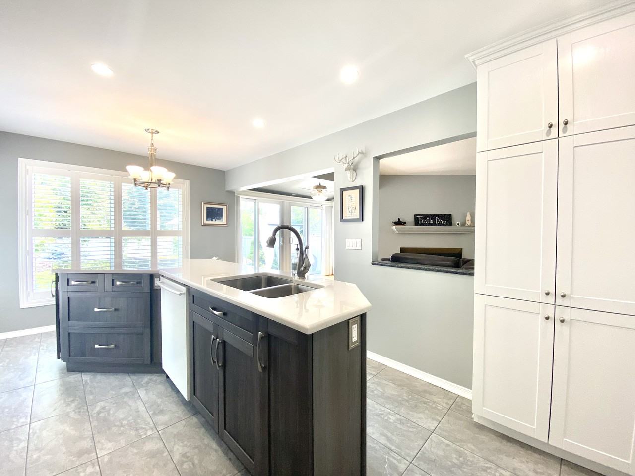 1943 Heatherwood Dr - Photo 3 of 12