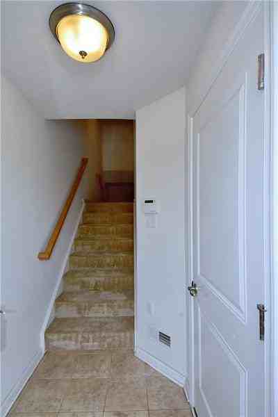 944 Bell Dr - Photo 2 of 25