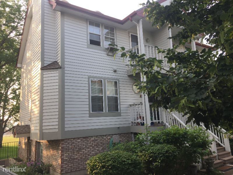 2918 2918 Silverplume Dr B-3 - Photo 2 of 19