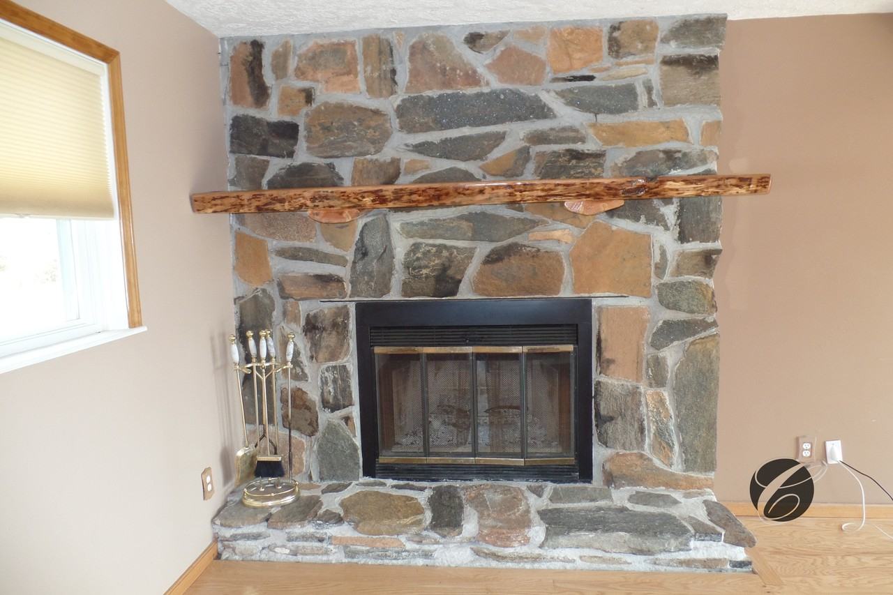 869 Laurel Ridge Rd - Photo 2 of 33