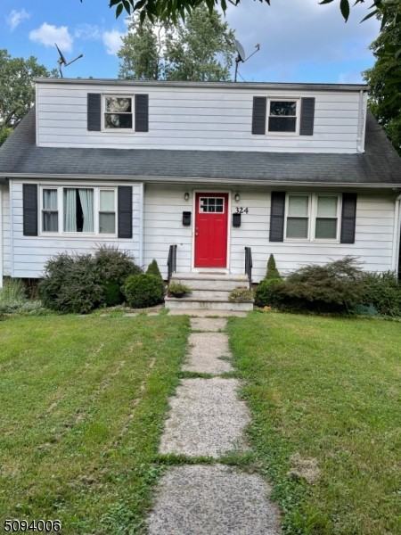 324 Hamilton St - Photo 2 of 9