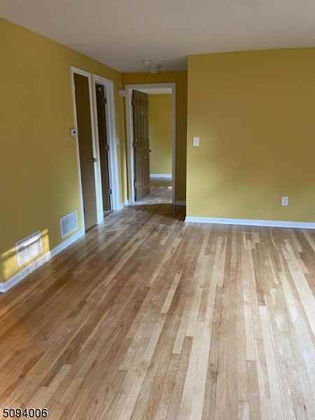 324 Hamilton St - Photo 3 of 9