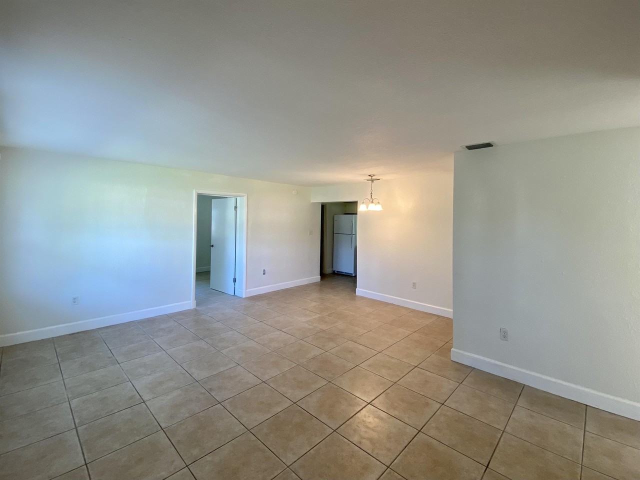41 N Palermo Ave #1 - Photo 2 of 7