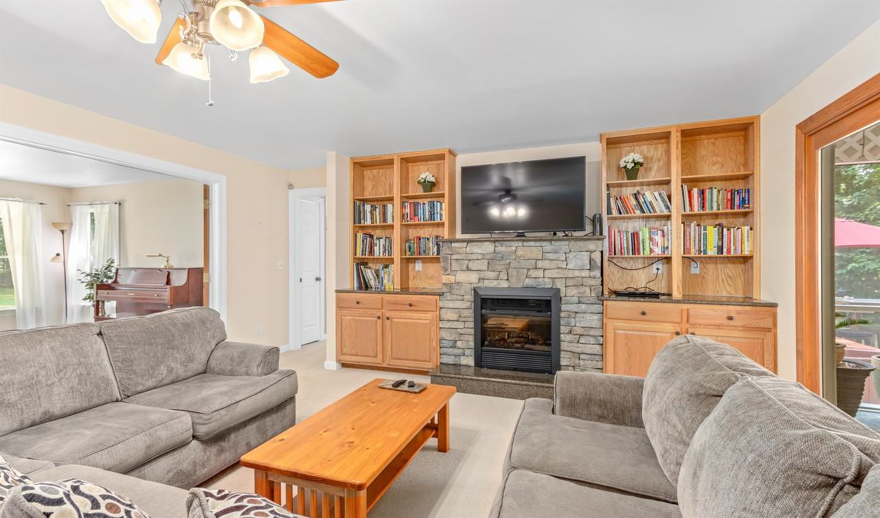 2068 Shillelagh Rd #1 - Photo 2 of 17