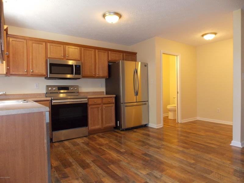 103 S Spring St #3 - Photo 3 of 22