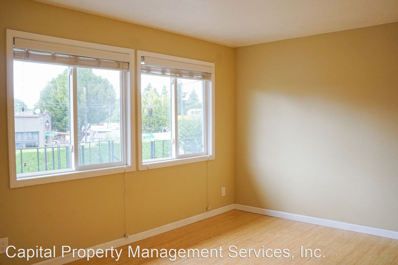 4102-4128 SE Cesar Chavez Blvd - Photo 2 of 9
