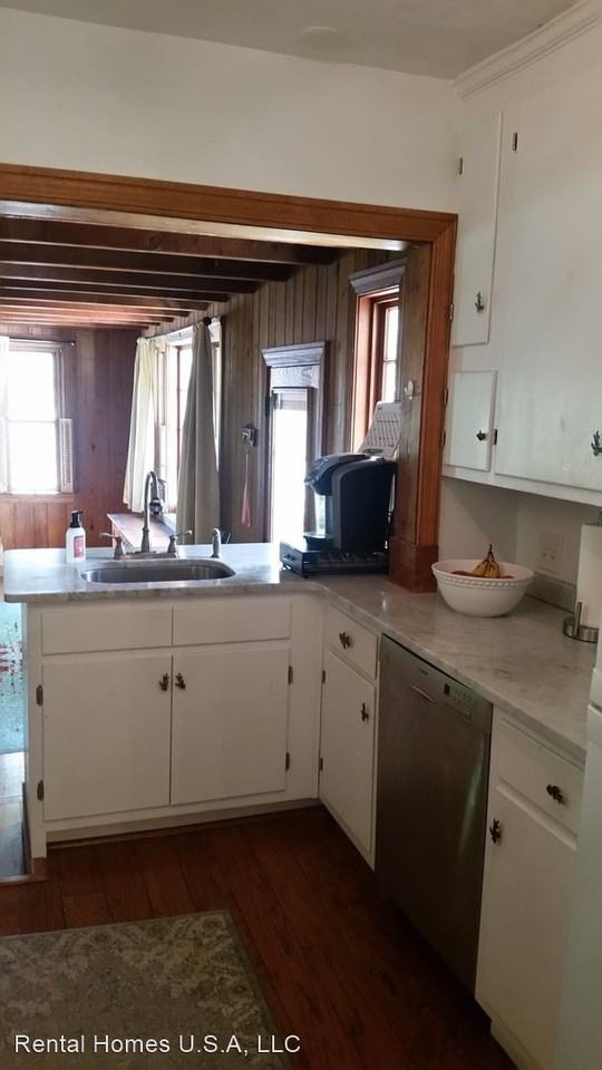 4 White Oak Dr - Photo 3 of 27