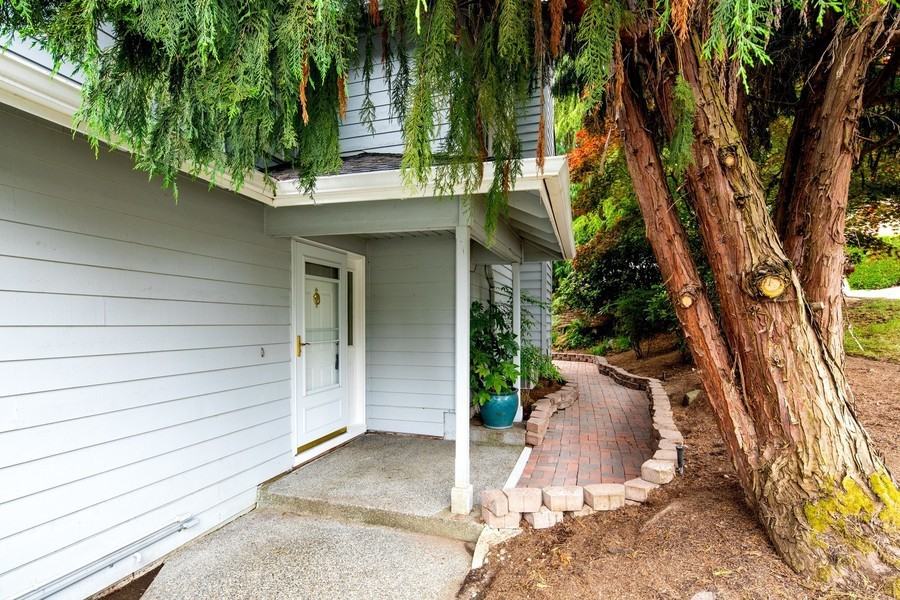 13219 Ne 89th St - Photo 3 of 24